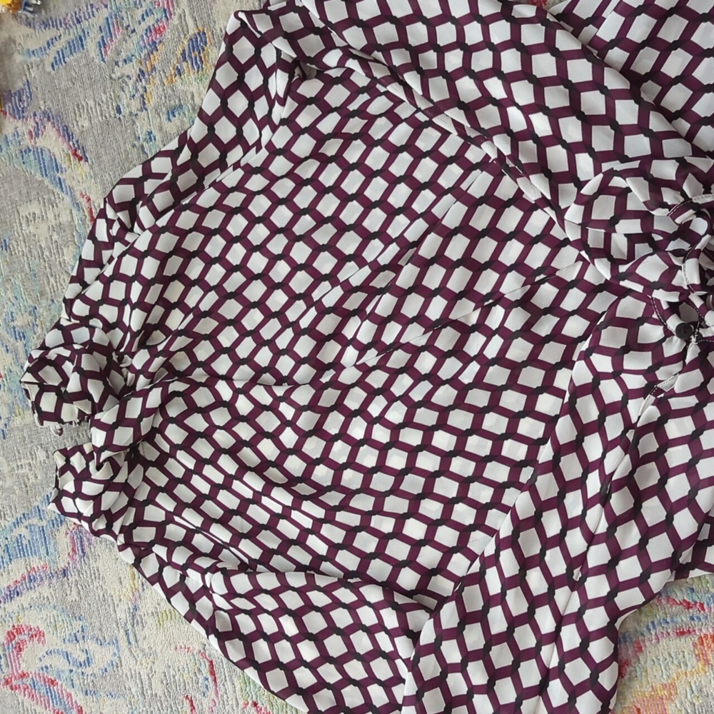 EUC Worthington balloon sleeve blouse - small